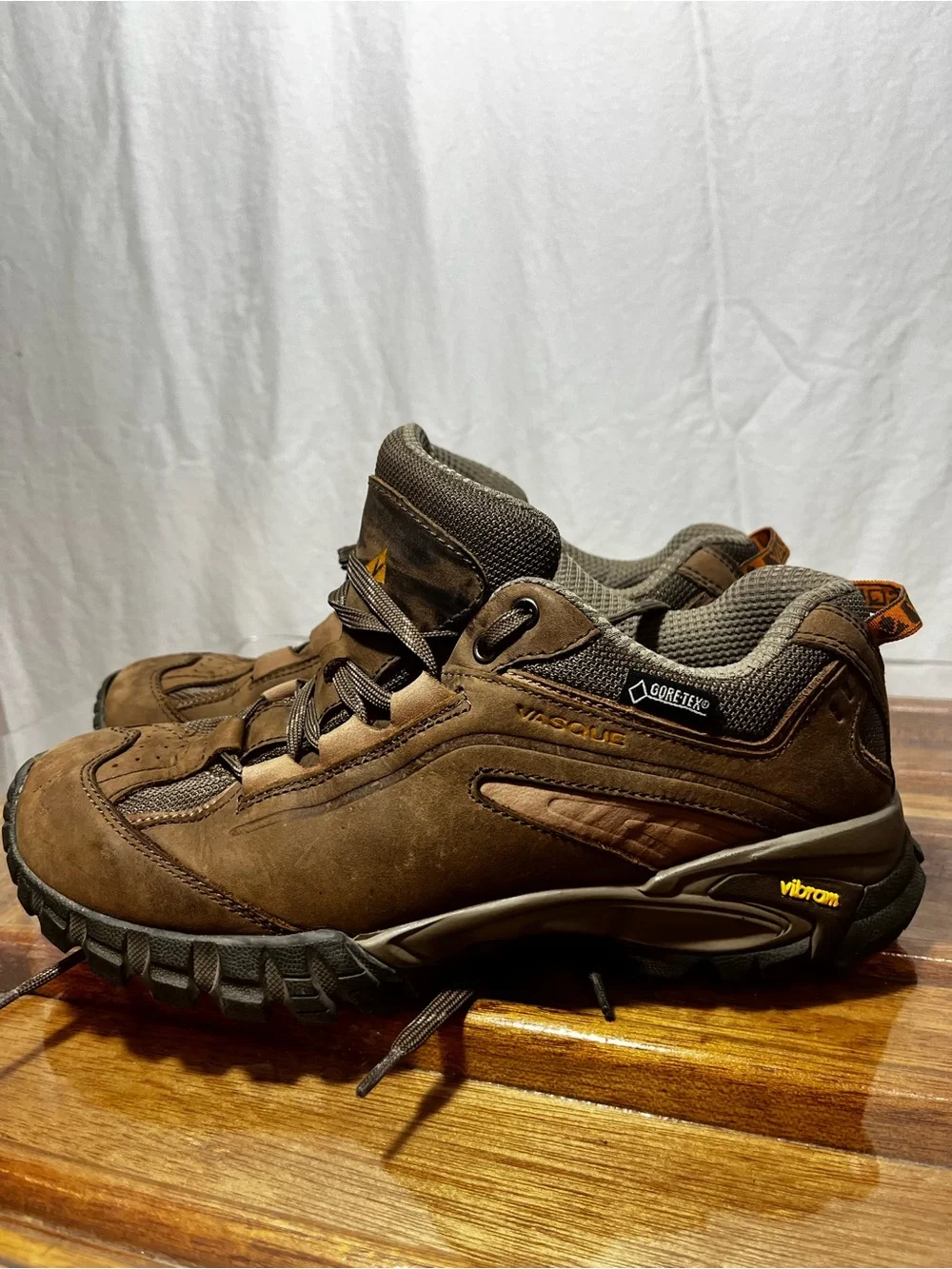 Vasque Mantra 7071 Gore-Tex Waterproof Hiking Shoes boots Women's Size 9M Brown